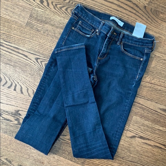 Banana Republic Premium Denim Skinny Jeans - Picture 3 of 3